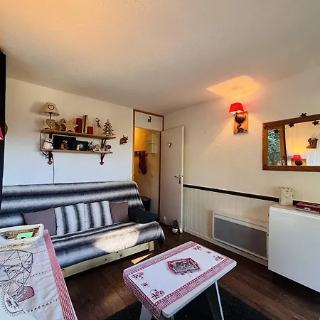 Confortable Pour 2 Pers. A 150m Des Pistes - Fr-1-353-156