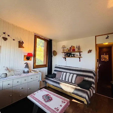 Confortable Pour 2 Pers. A 150m Des Pistes - Fr-1-353-156 *